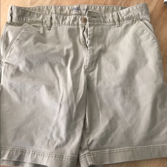 Men’s Shorts - Picture 5 of 5